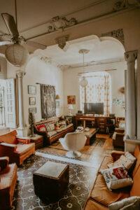 advantages and disadvantages of living in hostel5